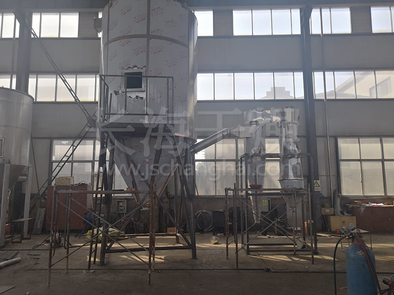 江西某化工廠(chǎng)訂購(gòu)的噴霧干燥機(jī)緊急制作中！